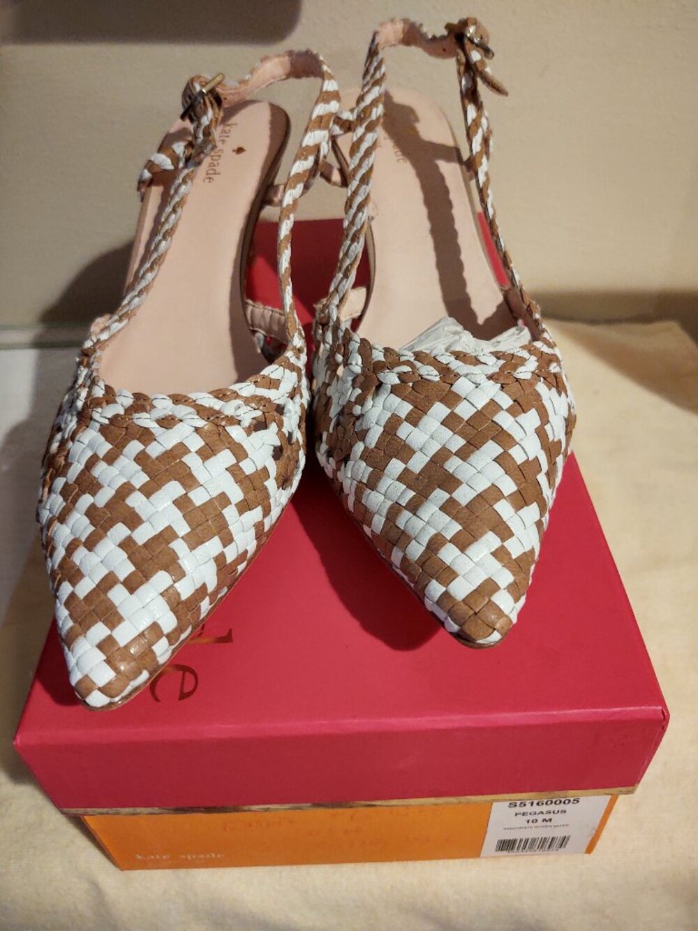 NEW IN BOX KATE SPADE SIZE 10 "PEGASUS" woven summer sandals TOO CUTE!